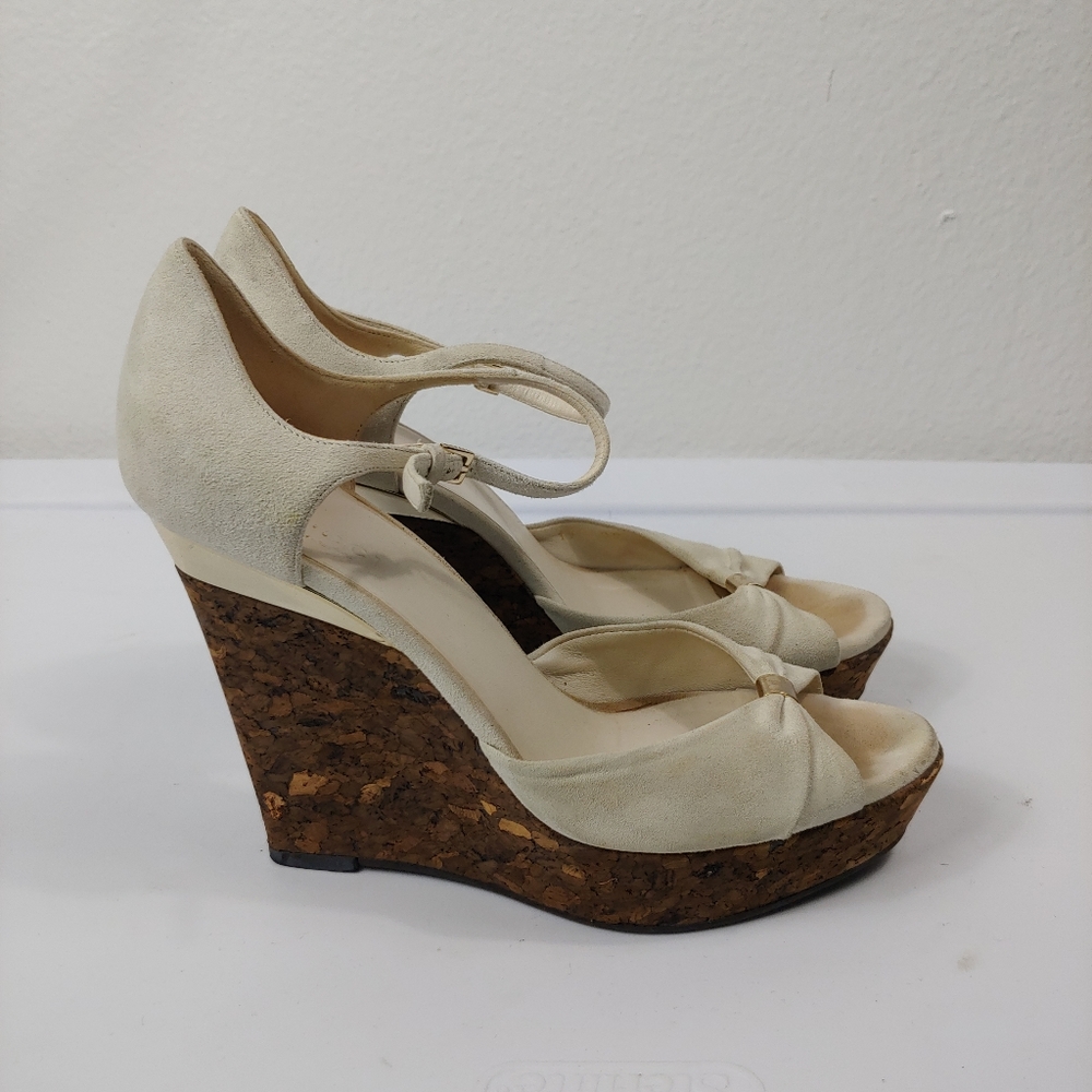 gucci suede studded accent espadrilles women's wedge heels Sz 7 B Beige